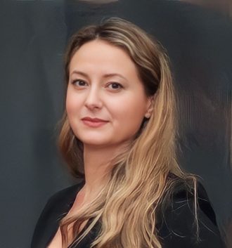 sandrine richard avocat associe distribution simon associes e1774877244452 - RICHARD Sandrine